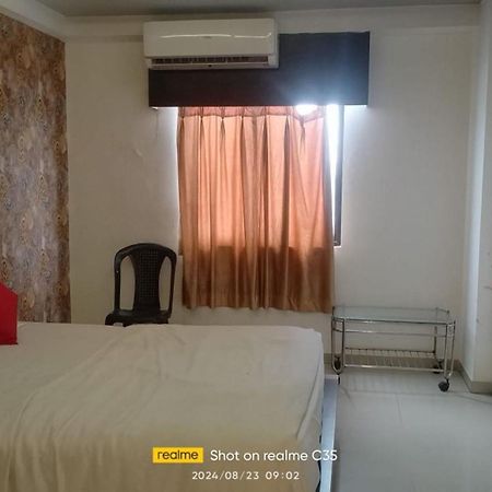 Hotel Paradise -Ahmedabad Extérieur photo