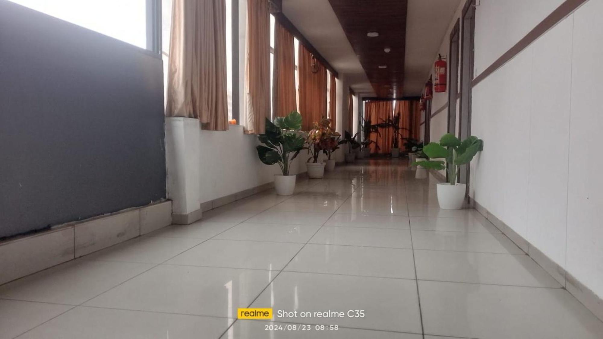 Hotel Paradise -Ahmedabad Extérieur photo